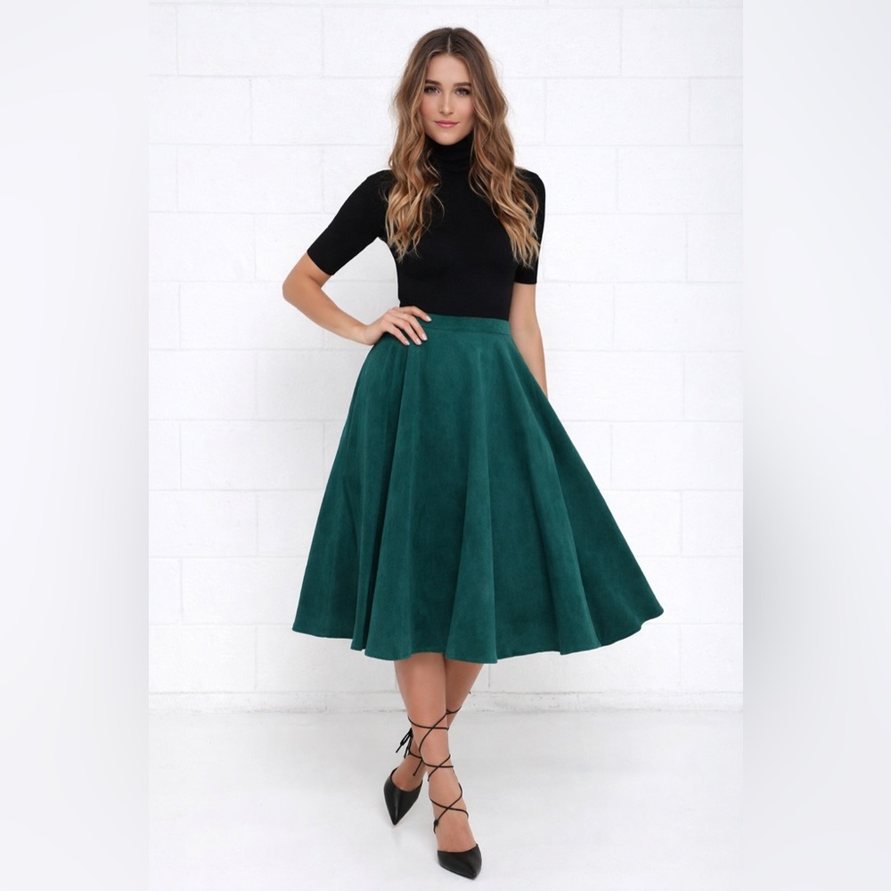NWT VINTAGE HELL BUNNY Emerald A-Line Flared Corduroy Swing “Wonder Years” Skirt